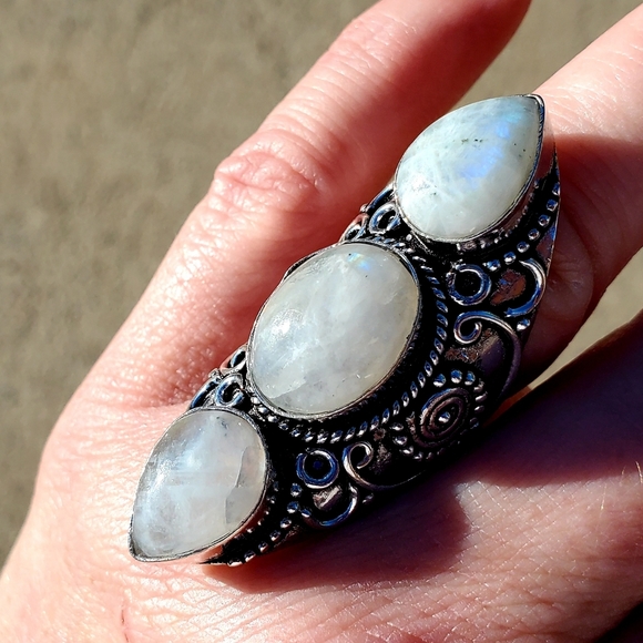 New Rainbow Moonstone 925 Silver Statement Ring. - Picture 12 of 15